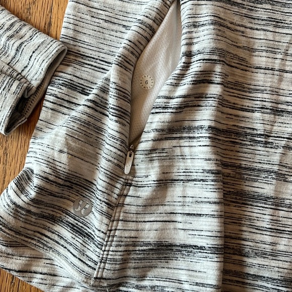 Lululemon Runderful Long Sleeve Space Dye Camo White Silver Spoon size 6 - Picture 6 of 7